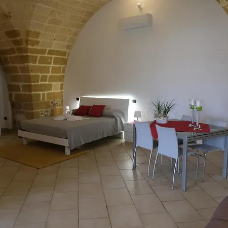 Dimora Spaccamonti Aparthotel