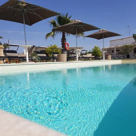 Dimora Spaccamonti Aparthotel