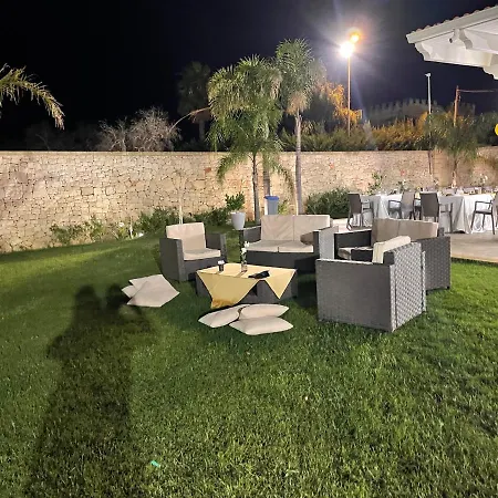 Dimora Spaccamonti Lejlighedshotel 4*