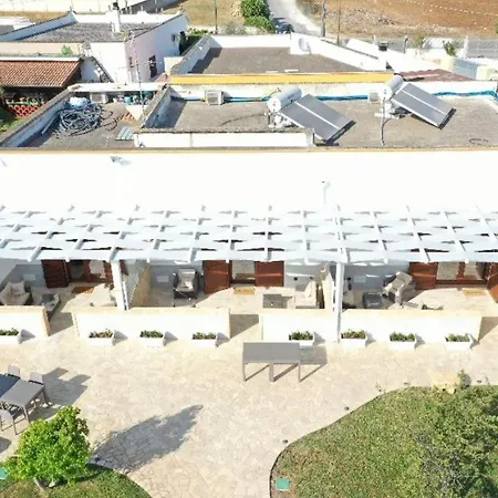 Aparthotel Dimora Spaccamonti Torchiarolo