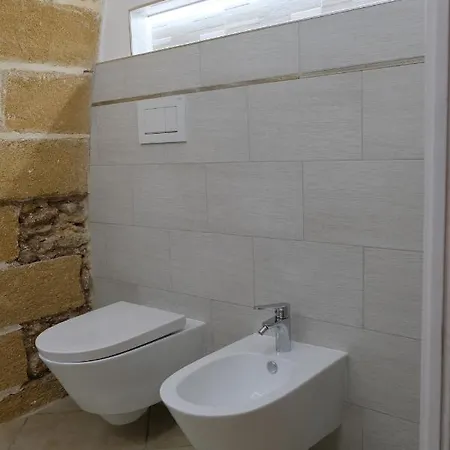 Aparthotel Dimora Spaccamonti *