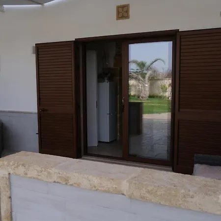 Aparthotel Dimora Spaccamonti Torchiarolo