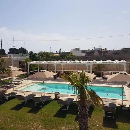 Dimora Spaccamonti 4*