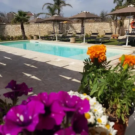 Dimora Spaccamonti 4*