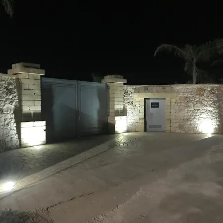 Dimora Spaccamonti Aparthotel Torchiarolo